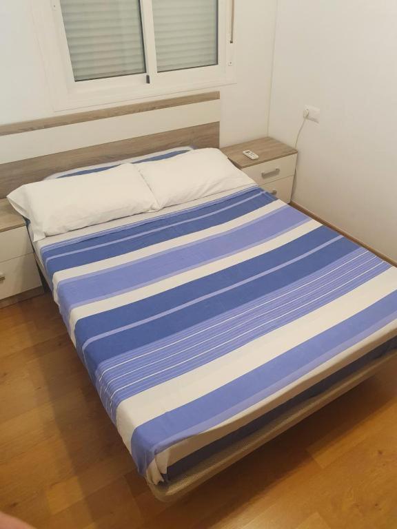 3F, Aire Acondic, 80M2, 2 Dormitorios, 4 Huespedes, Wifi Gratis La Linea de la Concepcion Luaran gambar