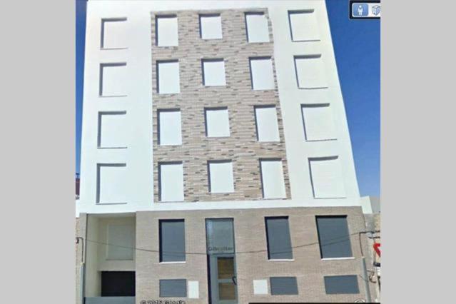 3F, Aire Acondic, 80M2, 2 Dormitorios, 4 Huespedes, Wifi Gratis La Linea de la Concepcion Luaran gambar